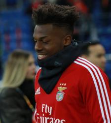 Нуну Тавареш