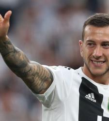 нападающий туринского «Ювентуса» Федерико Бернадески