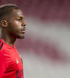 Нуну Тавареш