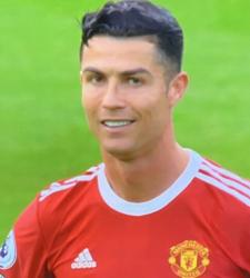 Роналду смеялся во время разгромного поражения «МЮ»