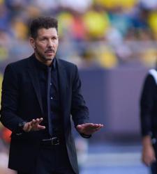 «Атлетико» принял решение по Симоне после вылета из ЛЧ 