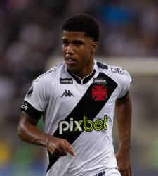 «Барселона» арендует игрока, за которого «Ньюкасл» даёт 40 000 000 евро