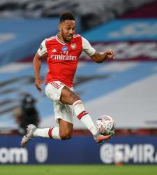 Пьер-Эмерик Обамеянг