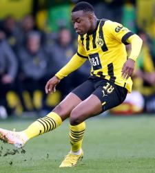 Сразу 4 топ-клуба сразятся за звезду «Боруссии Дортмунд»