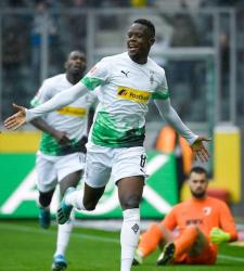 Денис Закария