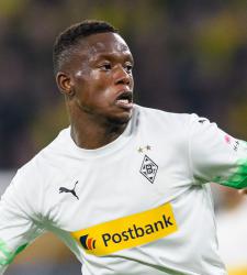 Денис Закария