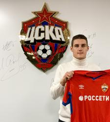 Илья Шкурин