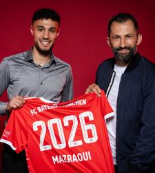 Официально: «Бавария» подписала защитника