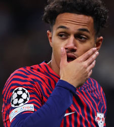 Игрок «Ливерпуля» теряет время в «Лейпциге»