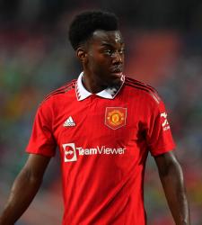 «МЮ» выставил Элангу на трансфер