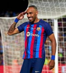 Обамеянг отказался от АПЛ, он готов помочь Барсе с финансами