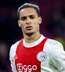 «МЮ» покупает форварда за 99 000 000 евро