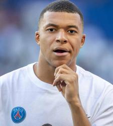 Мбаппе предложили контракт на 1 млрд. евро