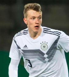 Лукас Клостерманн