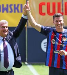 Официально: «Барселона» нашла ещё 100 000 000 евро