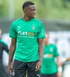 Денис Закария