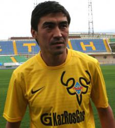 Самат Смаков 494x429