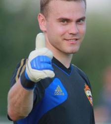 Игорь Акинфеев 306x510