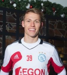 Виктор Фишер 600x338